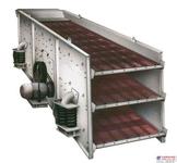 　新鄉(xiāng)市三鑫電機(jī)制造有限公司是一家專(zhuān)業(yè)設(shè)計(jì)、開(kāi)發(fā)電機(jī)的公司。公司鑄造、機(jī)加工、設(shè)計(jì)、開(kāi)發(fā)及生產(chǎn)各類(lèi)特種電動(dòng)機(jī)于一體，具有雄厚的產(chǎn)品開(kāi)發(fā)能力，擁有先進(jìn)的生產(chǎn)和檢測(cè)設(shè)備，已全面通過(guò)最新版ISO9001：2000國(guó)際質(zhì)量管理體系認(rèn)證。公司主要生產(chǎn)YZS、YZU系列振動(dòng)源三相異步電動(dòng)機(jī)及派生系列YZVP系列振動(dòng)電機(jī)、YZO系列振動(dòng)電機(jī)、JZO振動(dòng)電機(jī)、Y系列電機(jī)和YCT電磁調(diào)速電機(jī)等系列產(chǎn)品及工業(yè)氣泵打碼